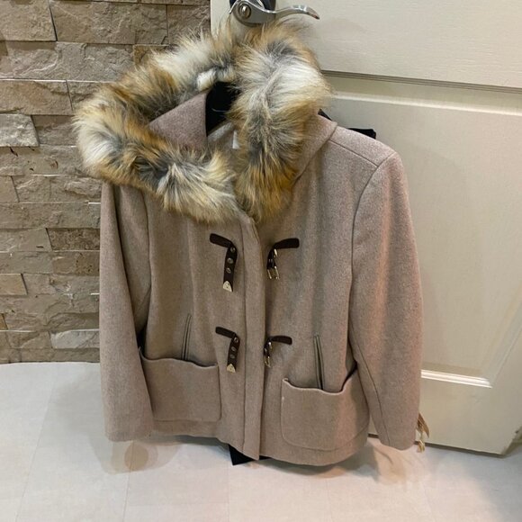 Calvin Klein Fur Coat Size Petite Medium - Picture 1 of 4